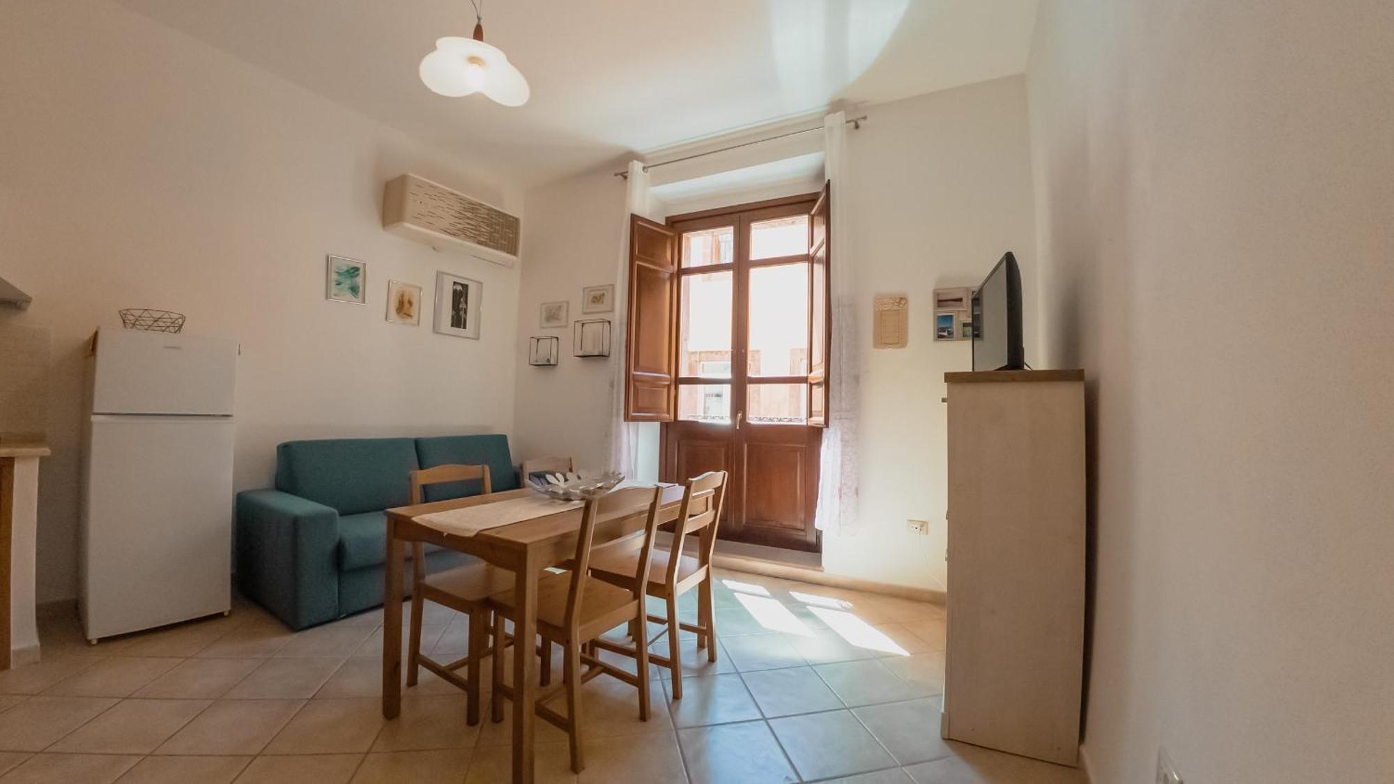 Sardinian Gallery Corso Bosa Bilik gambar